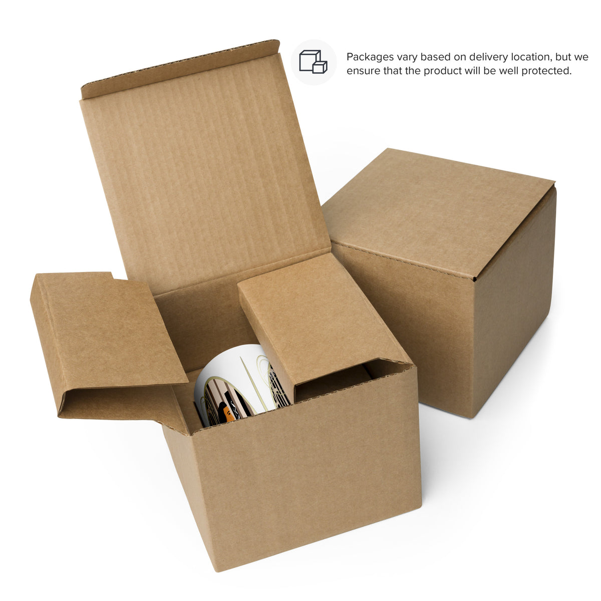 Cedric Art Deco mug in a cardboard box beside a closed box. Packaging varies by delivery location.
