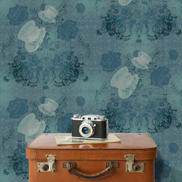 Top Hat No Tail (ghost-bluey-green)